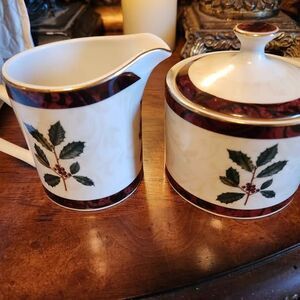 Hallmark Holiday collection creamer and sugar bowl